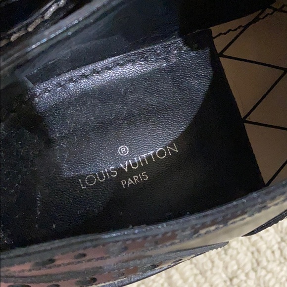 Louis Vuitton platform oxfords 39 great condition - Picture 2 of 4